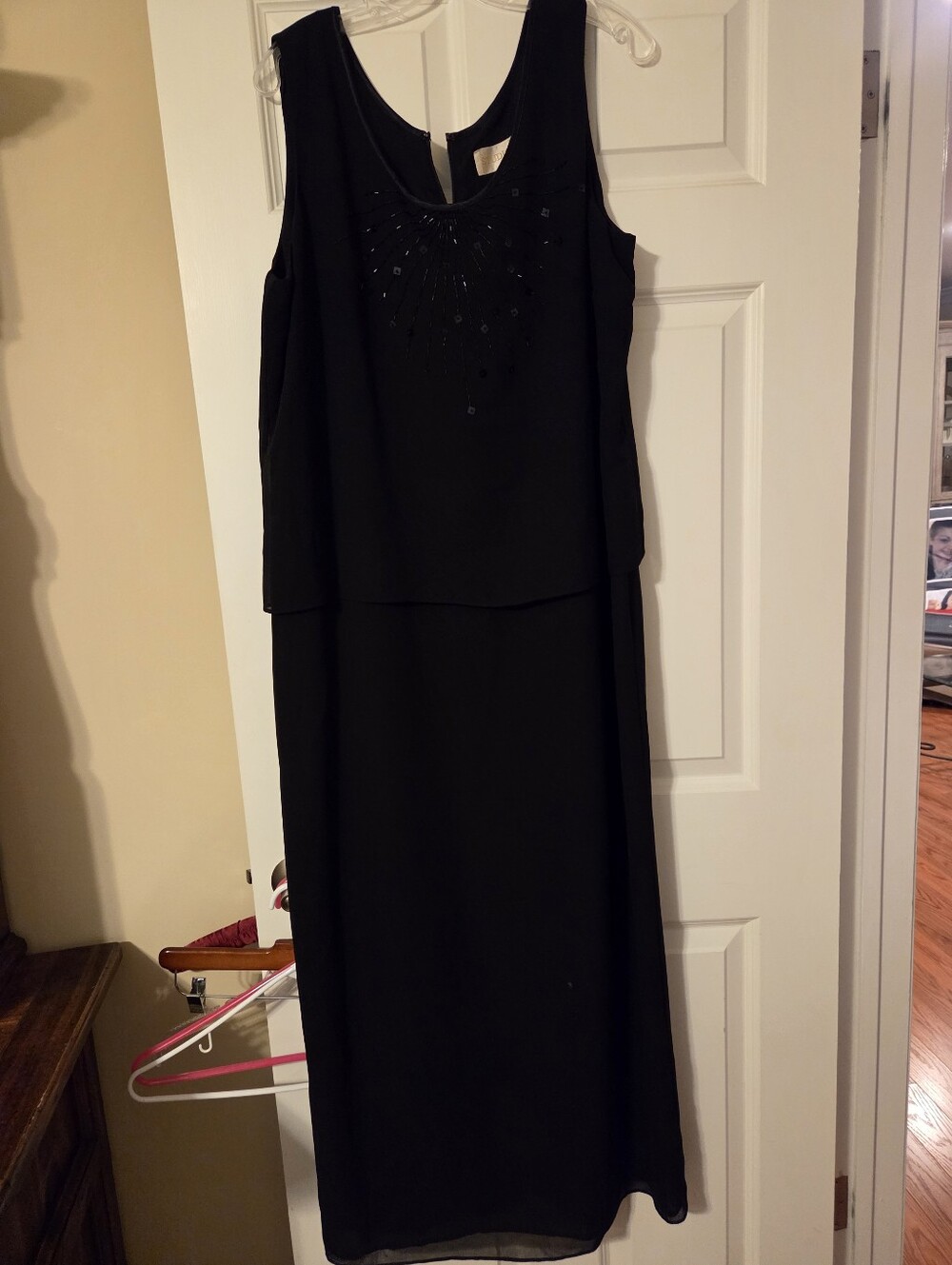 Studio I Classic Black Sleeveless Beaded Maxi Gown Size 18